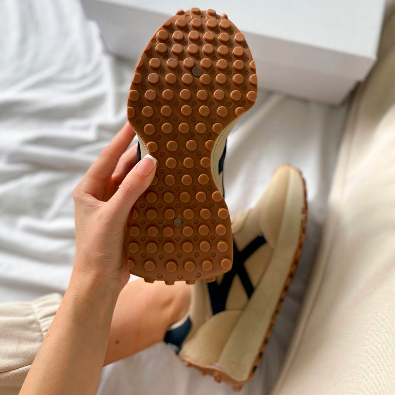 Кросівки Venture Base Brown