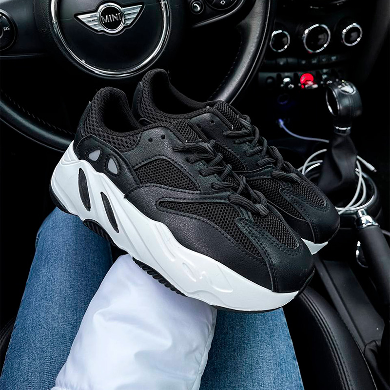 Кросівки Flux Strider Black White
