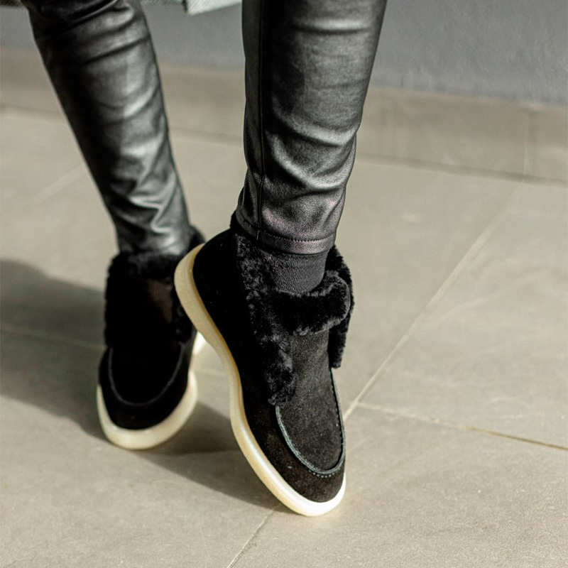 Лофери Tassel Black З ХУТРОМ